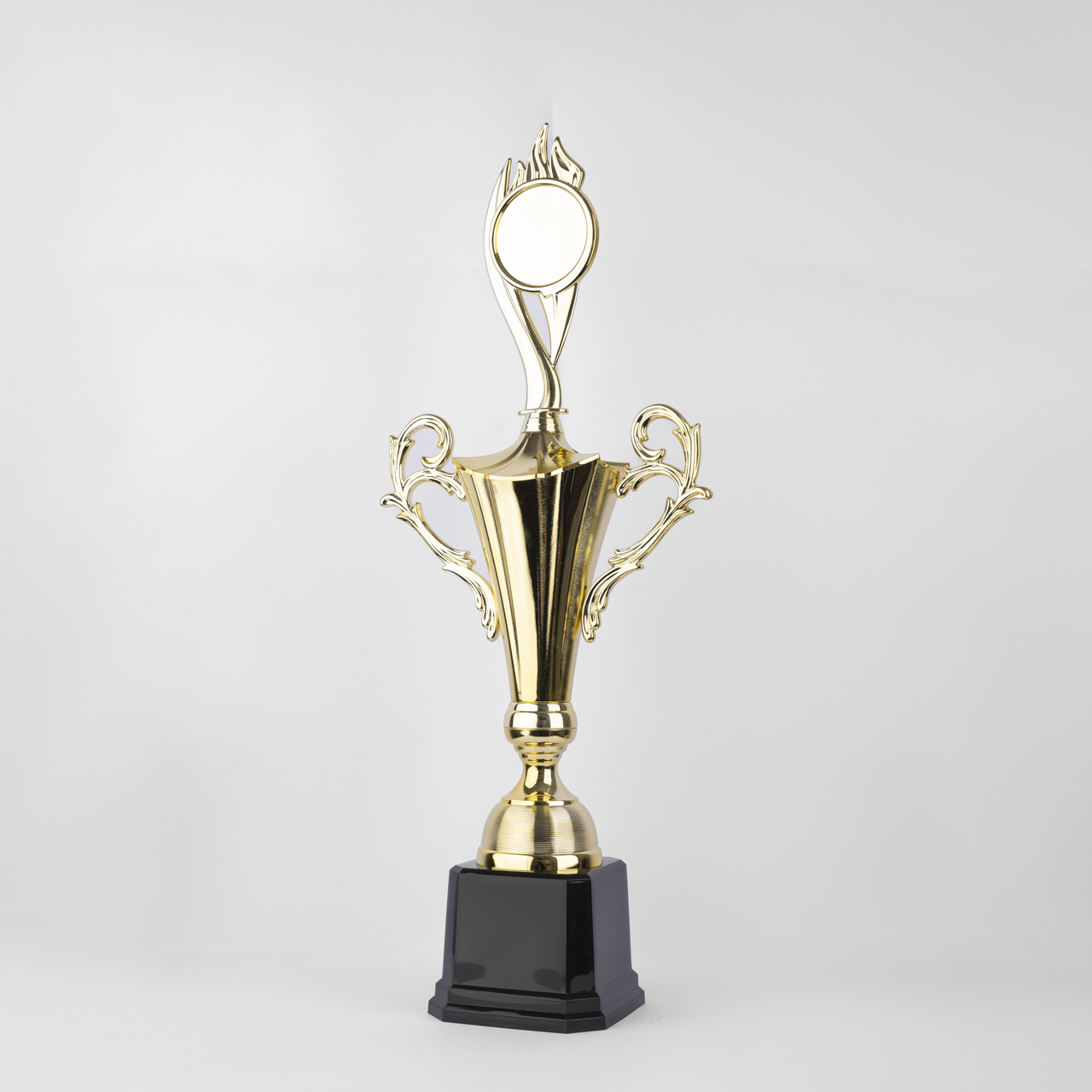 Brazilian Elegance Gold Trophy - Image 5