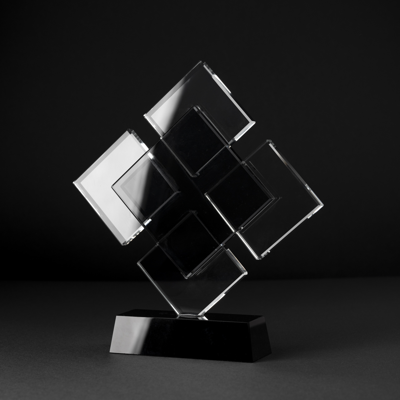 Black Accent Diamond Glass Award