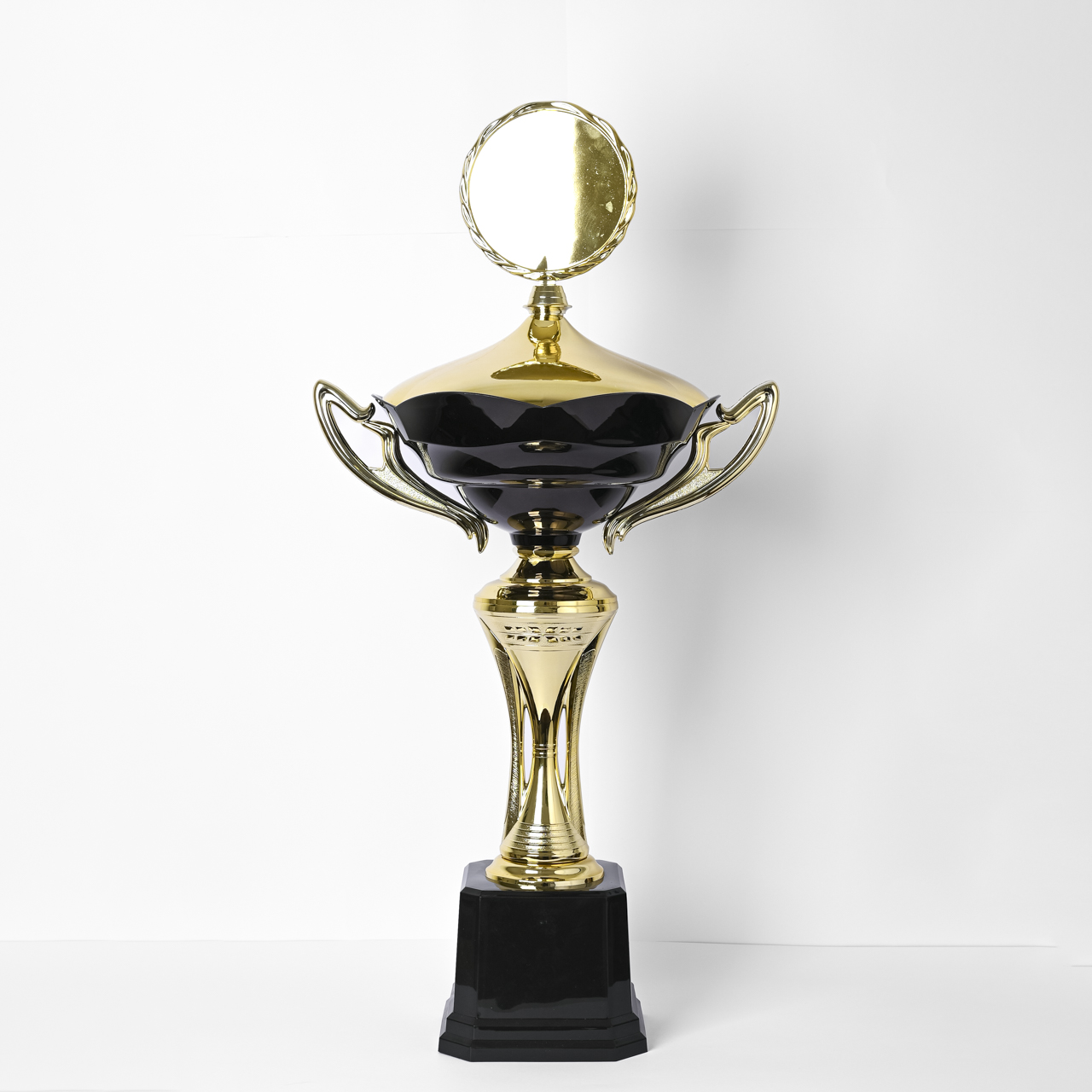 Black Crest Brazil Trophy